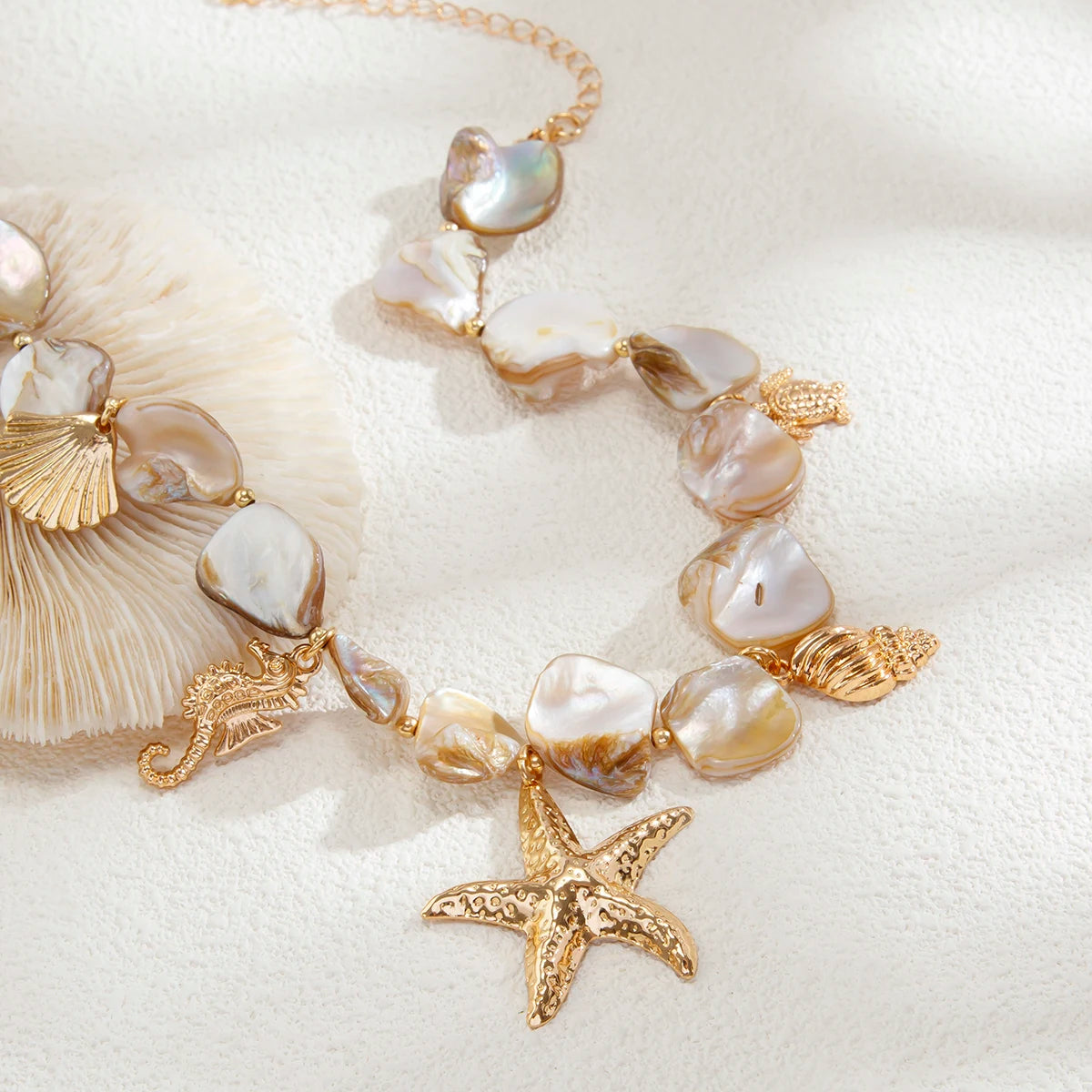 Ingemark Bohemian Irregular Chain Necklace for Women Summer Beach Vacation Starfish Conch Pendant Choker Necklace Y2K Jewelry